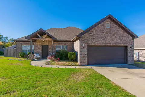 Exterior - 3007 Chapman Ct, Bryant, AR 72022 photo 6 of 9