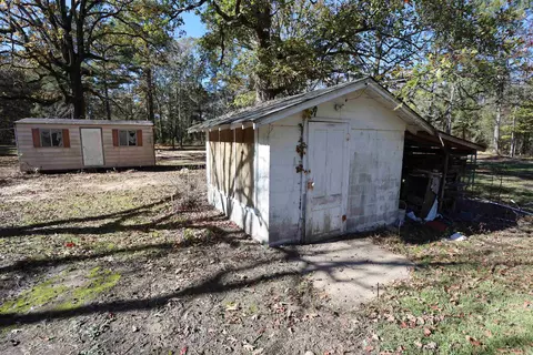 Exterior - 4324 Lowman Rd, Pine Bluff, AR 71603 photo 9 of 18