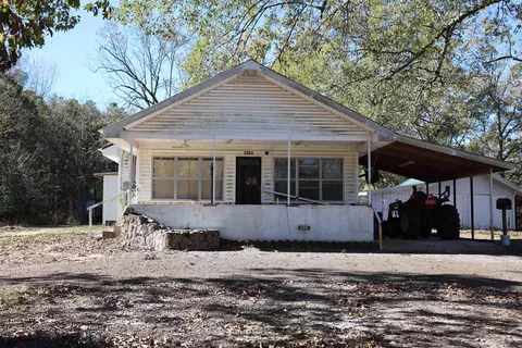 Exterior - 4324 Lowman Rd, Pine Bluff, AR 71603 photo 3 of 18