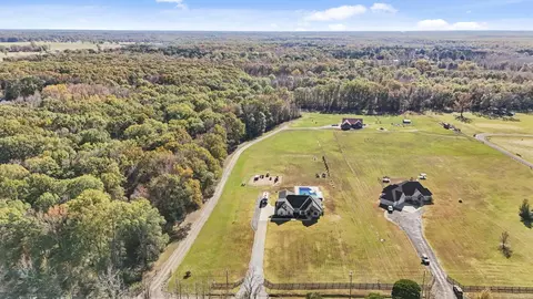 View/Area - 1515 Pickthorne Rd, Cabot, AR 72023 photo 2 of 5