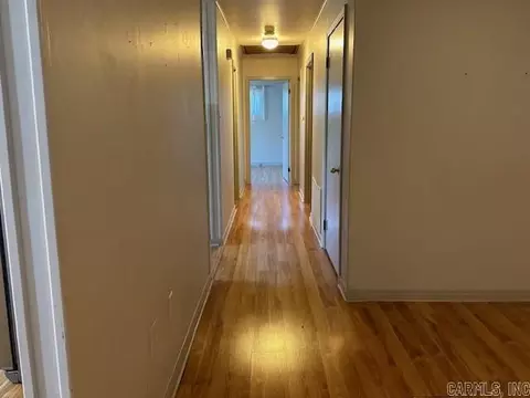 Entry Way - 1318 Garvin, Conway, AR 72034 photo 1 of 1