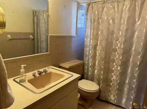 1312 Garvin, Conway, AR 72034 photo 12
