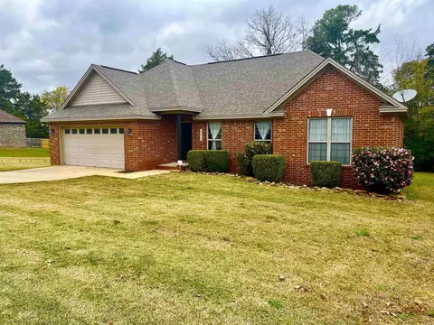 2602 Ridgewood Rd, Searcy, AR 72143