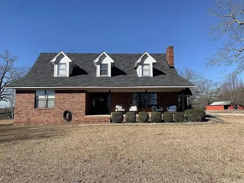 1380 Highway 70 W, Glenwood, AR 71943