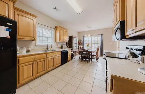 1114 Heights Rd, Benton, AR 72019 photo 4