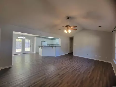 Living - 17 Dale Ct, Cabot, AR 72023 photo 6 of 8