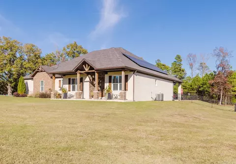 Exterior - 2025 Westerman Dr, Benton, AR 72015 photo 3 of 13