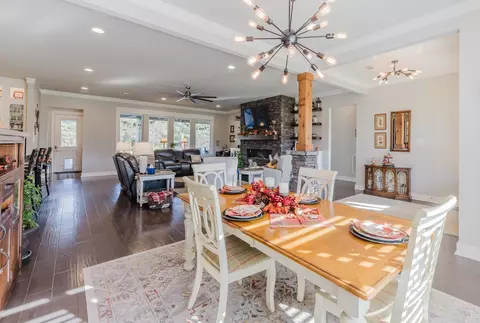 Dining - 2025 Westerman Dr, Benton, AR 72015 photo 2 of 2