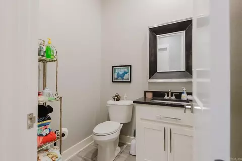 Bath - 2025 Westerman Dr, Benton, AR 72015 photo 4 of 4