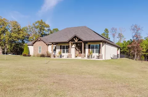 Exterior - 2025 Westerman Dr, Benton, AR 72015 photo 2 of 13