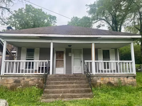 114 Pine St, Clinton, AR 72031 photo 1