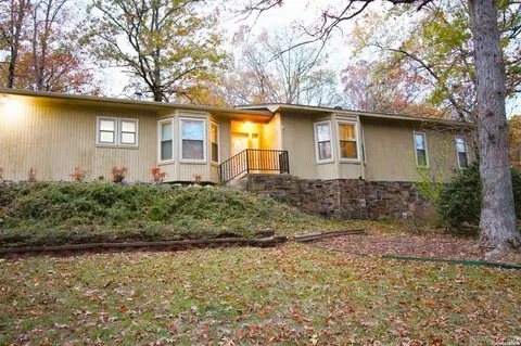 1 Alora Ln, Hot Springs Village, AR 71909
