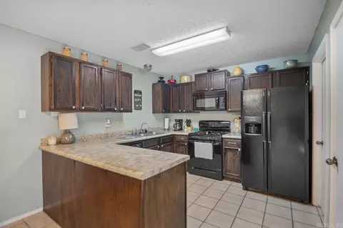 414 Bryant Meadows Dr, Bryant, AR 72022 photo 8