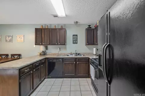 414 Bryant Meadows Dr, Bryant, AR 72022 photo 9