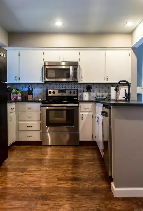 Kitchen - 39 Bluebird Ln # C, Mount Ida, AR 71957 photo 1 of 7