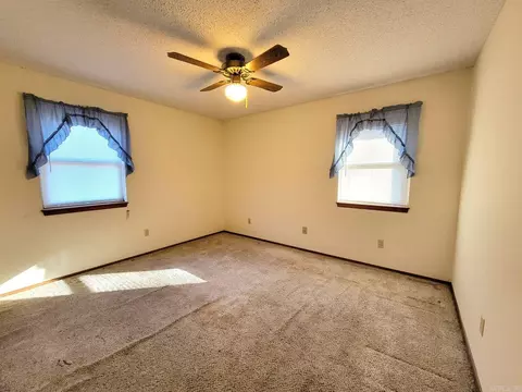 703 W Clark Ave, De Queen, AR 71832 photo 7