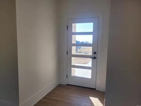 Entry Way - 38 High Point Dr, Greenbrier, AR 72058 photo 1 of 2