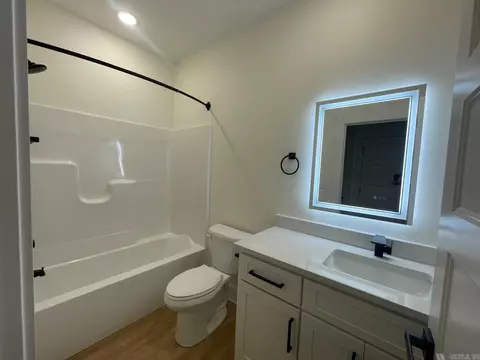 Bath - 38 High Point Dr, Greenbrier, AR 72058 photo 7 of 7