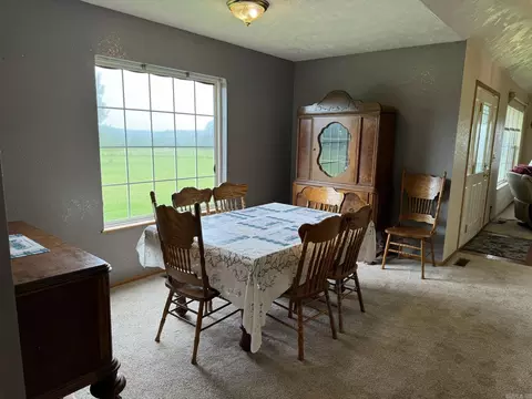 Dining - 687 Hyde Rd, Melbourne, AR 72556 photo 2 of 2