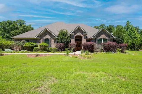 20719 Crested Butte Dr, Little Rock, AR 72210