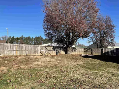 Exterior - 201 Lynn Ln, Imboden, AR 72434 photo 2 of 4