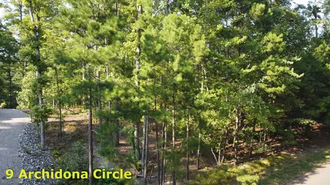 9 Archidona Cir, Hot Springs Village, AR 71909