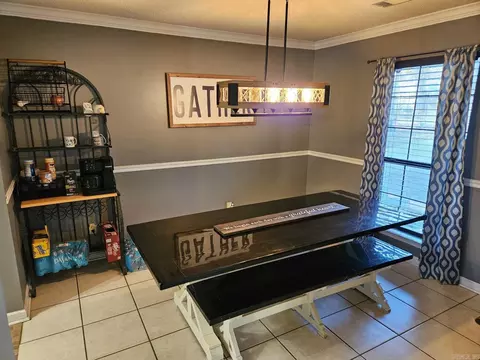 Dining - 133 Timberline Dr, Beebe, AR 72012 photo 1 of 2