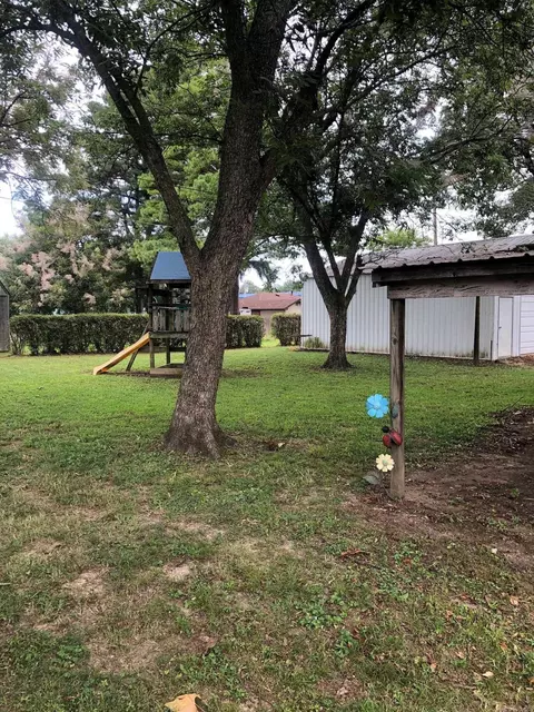 Exterior - 708 W 6th St, Rector, AR 72461 photo 3 of 6