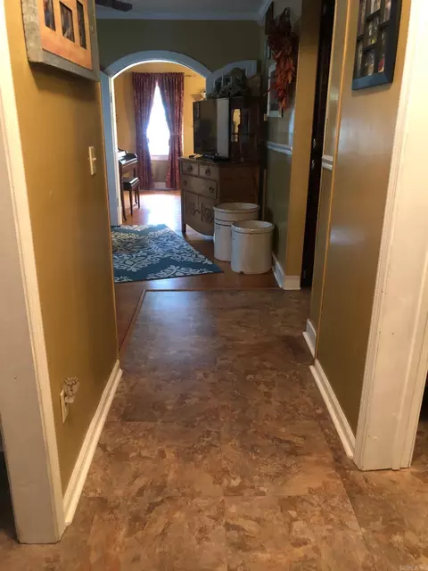 Entry Way - 708 W 6th St, Rector, AR 72461 photo 1 of 6