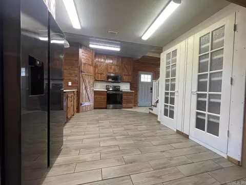 Entry Way - 296 Rogers Rd, Romance, AR 72136 photo 2 of 2