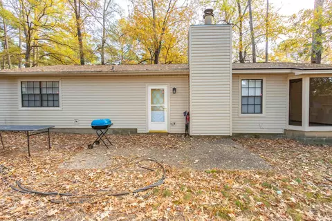 Exterior - 7 Kelli Ct, Little Rock, AR 72103 photo 3 of 3