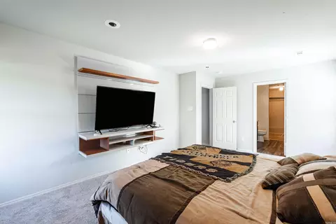 Bedroom - 6193 Saddle Hill Dr, Alexander, AR 72002 photo 2 of 5