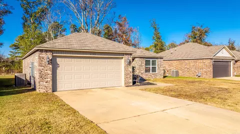 Exterior - 6193 Saddle Hill Dr, Alexander, AR 72002 photo 3 of 7