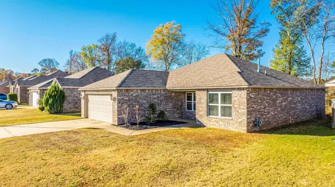 Exterior - 6193 Saddle Hill Dr, Alexander, AR 72002 photo 4 of 7