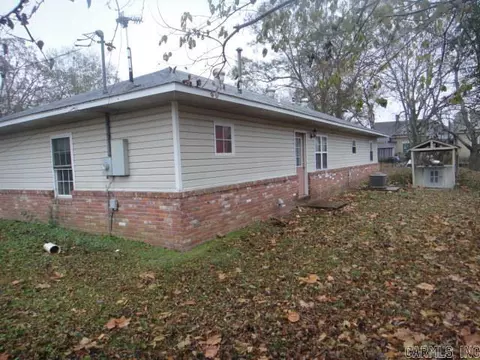102 S Smith St, Mcrae, AR 72102 photo 4