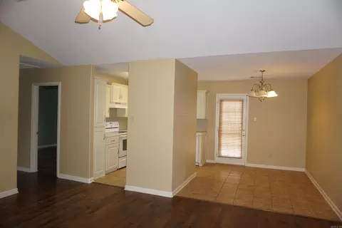 1006 Tori Ln, Beebe, AR 72012 photo 2