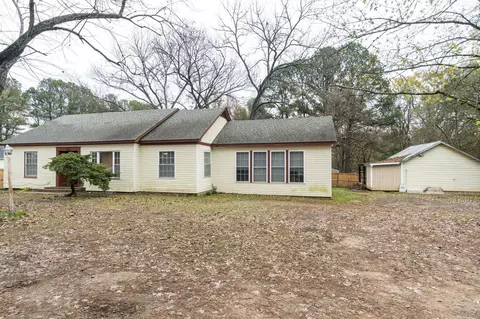 Exterior - 20 Sunny Gap Rd, Conway, AR 72032 photo 5 of 13