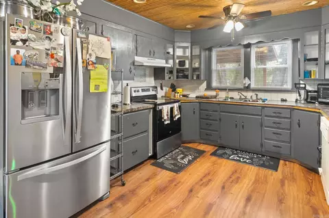 Kitchen - 20 Sunny Gap Rd, Conway, AR 72032 photo 1 of 4