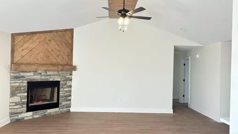 3008 Oakbrook Dr, Benton, AR 72015 photo 4