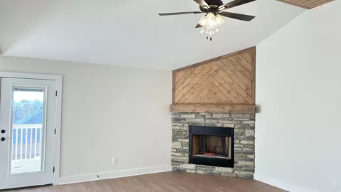 3008 Oakbrook Dr, Benton, AR 72015 photo 3