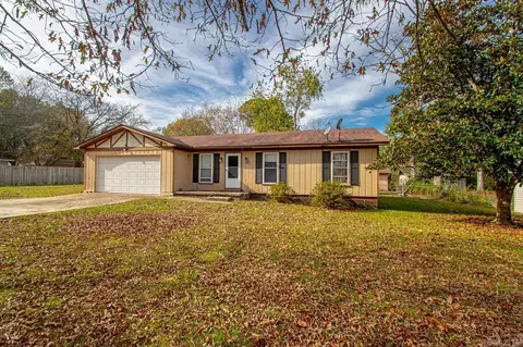 104 S Maple St, Bryant, AR 72022 photo 2