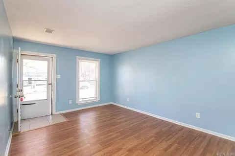 104 S Maple St, Bryant, AR 72022 photo 6