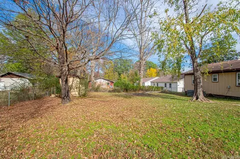 104 S Maple St, Bryant, AR 72022 photo 32