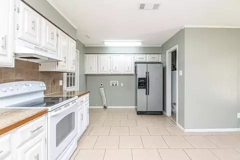 104 S Maple St, Bryant, AR 72022 photo 17