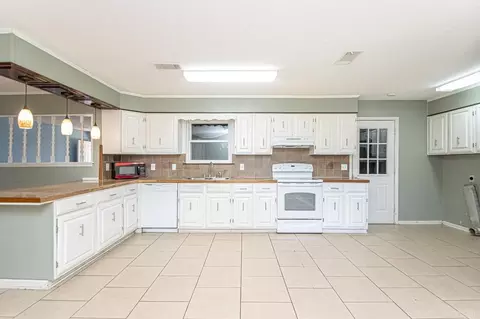 104 S Maple St, Bryant, AR 72022 photo 13