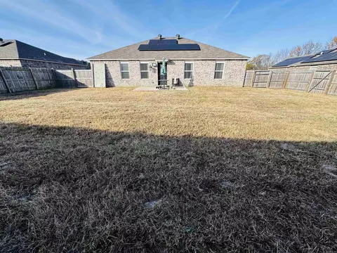 Exterior - 36 Bobby Cir, Cabot, AR 72023 photo 2 of 7