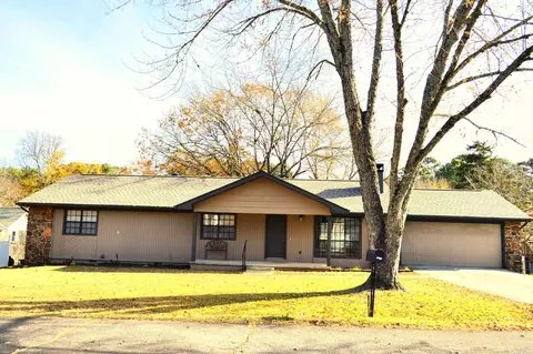 2513 Lakewood Dr, Heber Springs, AR 72543