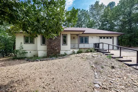 71 Castano Dr, Hot Springs Village, AR 71909