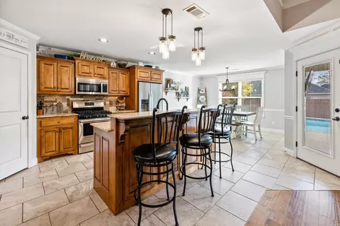 Kitchen - 3024 Dapple Gray Rd, Benton, AR 72015 photo 4 of 6