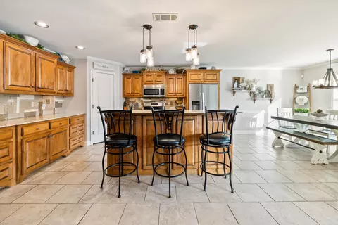 Kitchen - 3024 Dapple Gray Rd, Benton, AR 72015 photo 1 of 6